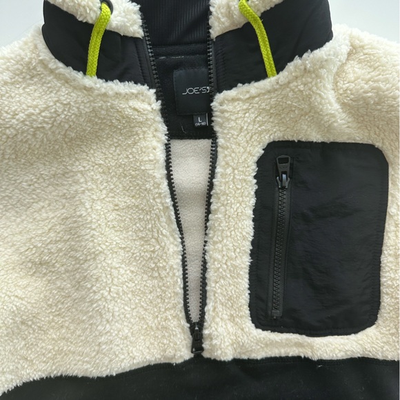 It worn once - Picture 4 of 5